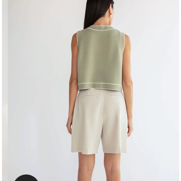 Button Up Sweater Vest - Tea and Cream - Picture 4 of 5